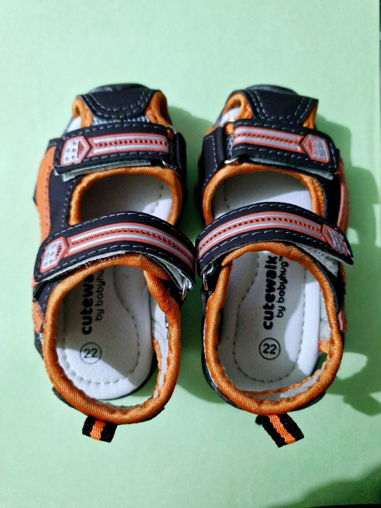 Cute Walk By Babyhug Sandals(18-24 M)boy