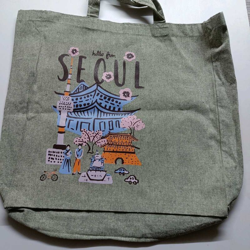 Seoul Tote Bag