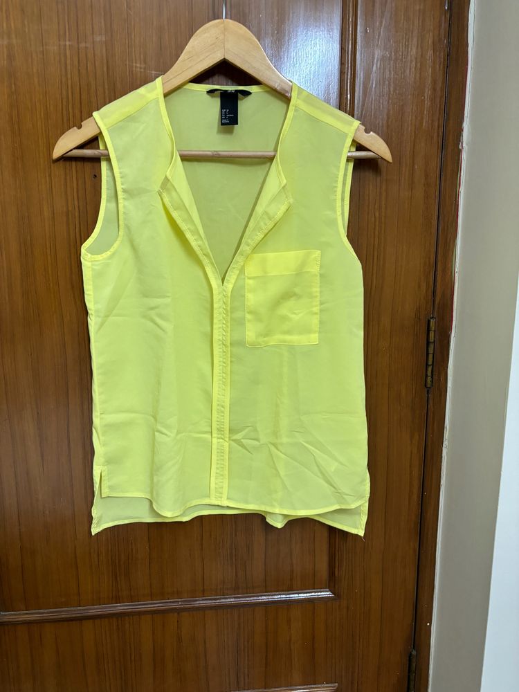 🆕H&amp;M Lemon Yellow Women Top