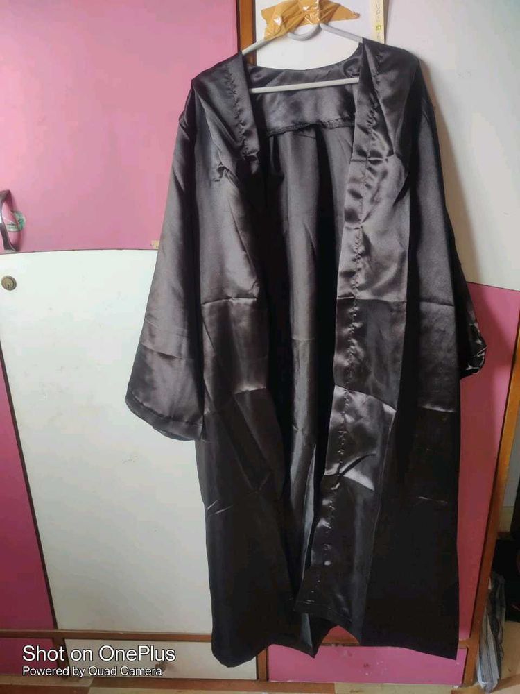 Graduation/Convocation Coat And Cap