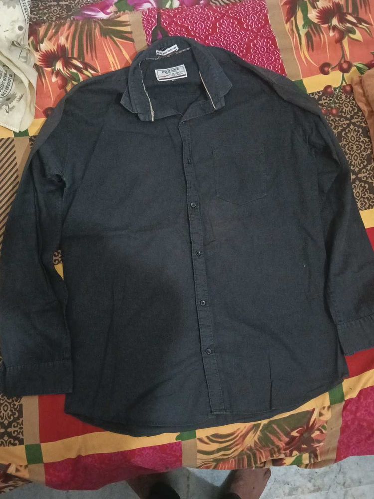 Men&#39;s Casual Shirt