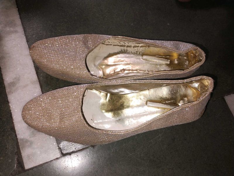 Used Sparkly Gold Ballerinas With Heels