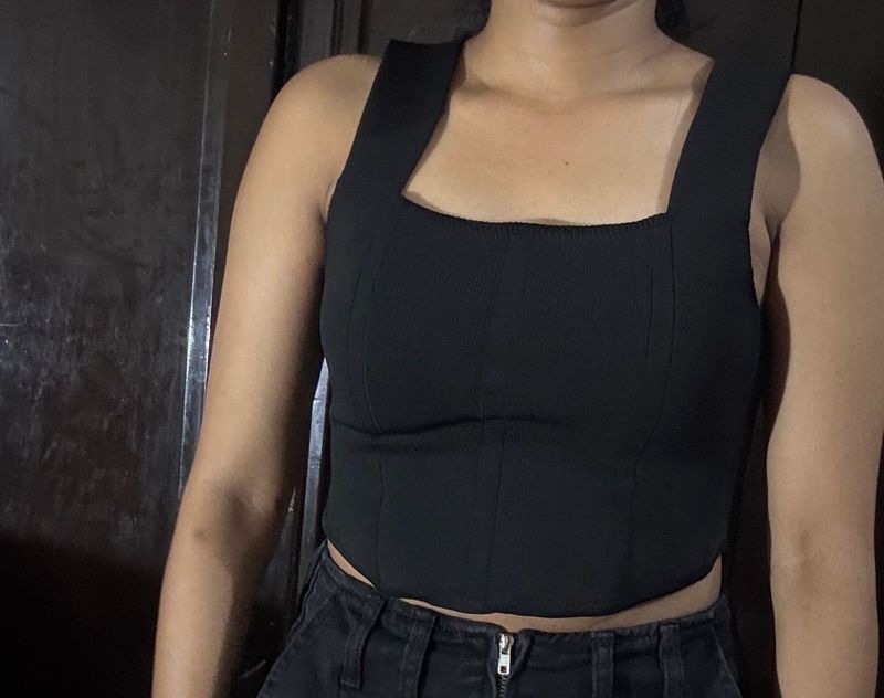 Crop Black Top