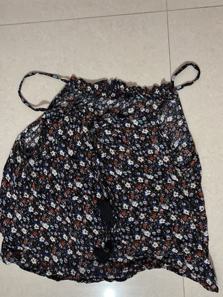 Floral Print sleeveless top