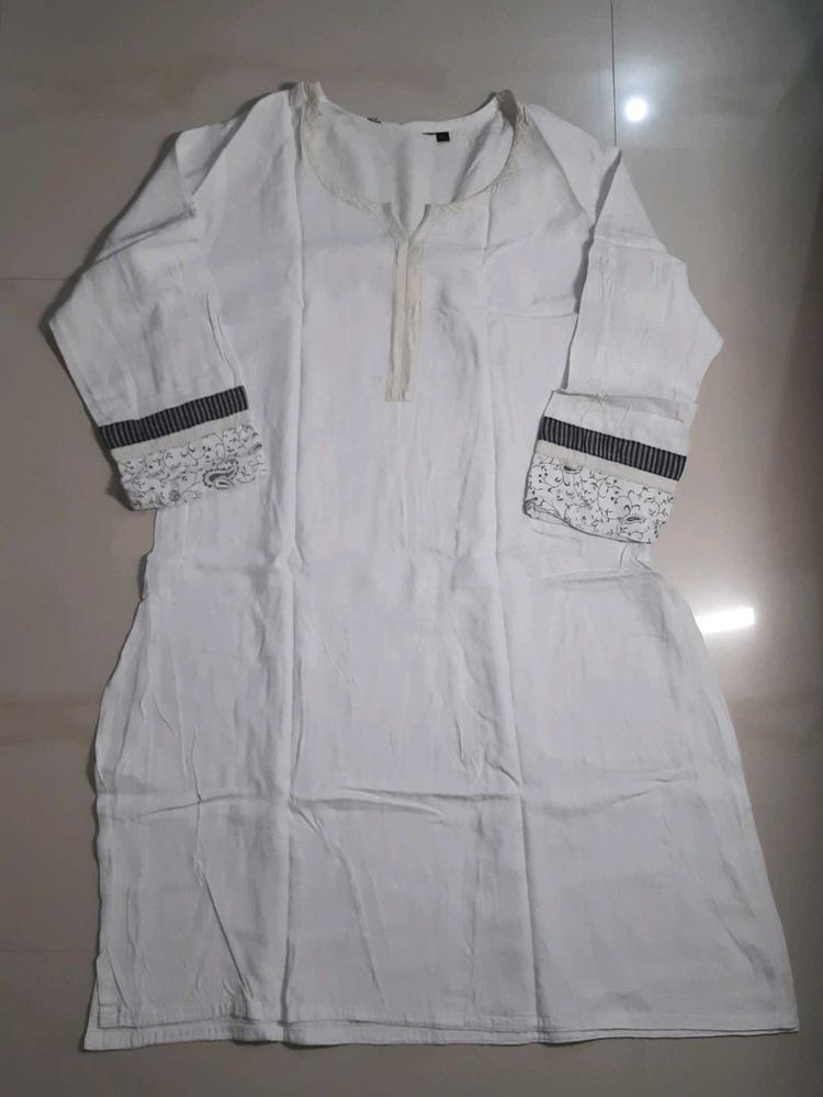 Elegant White Kurti