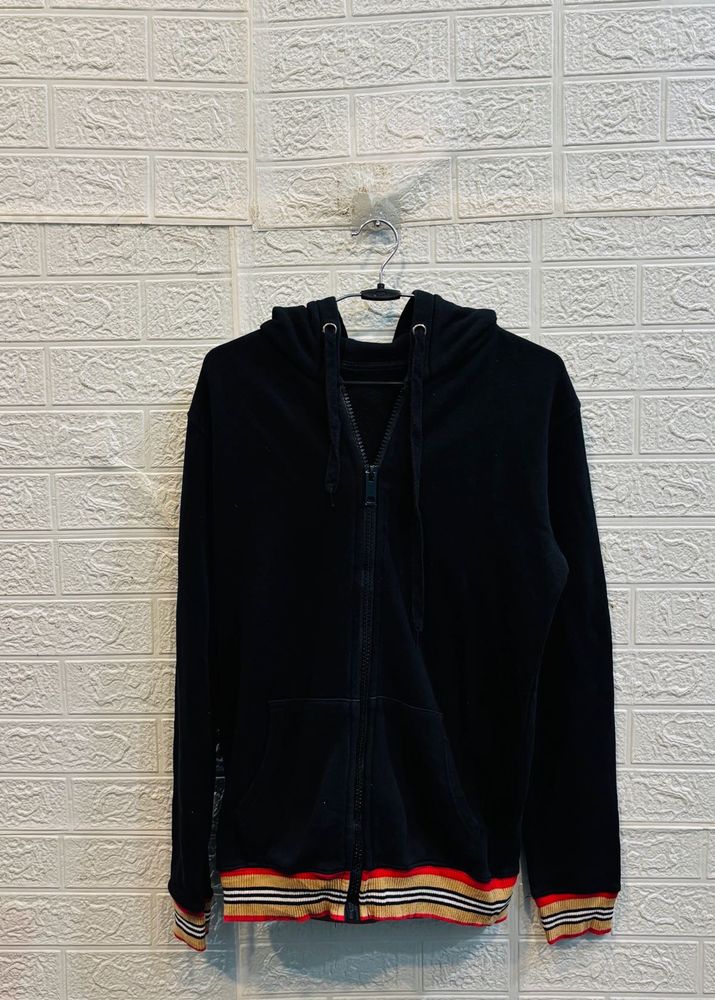 🇮🇹 Burberry Imported Zip-Up Hoodie