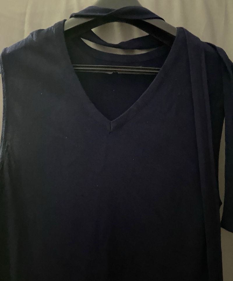 Choker Inbuilt Vneck Top