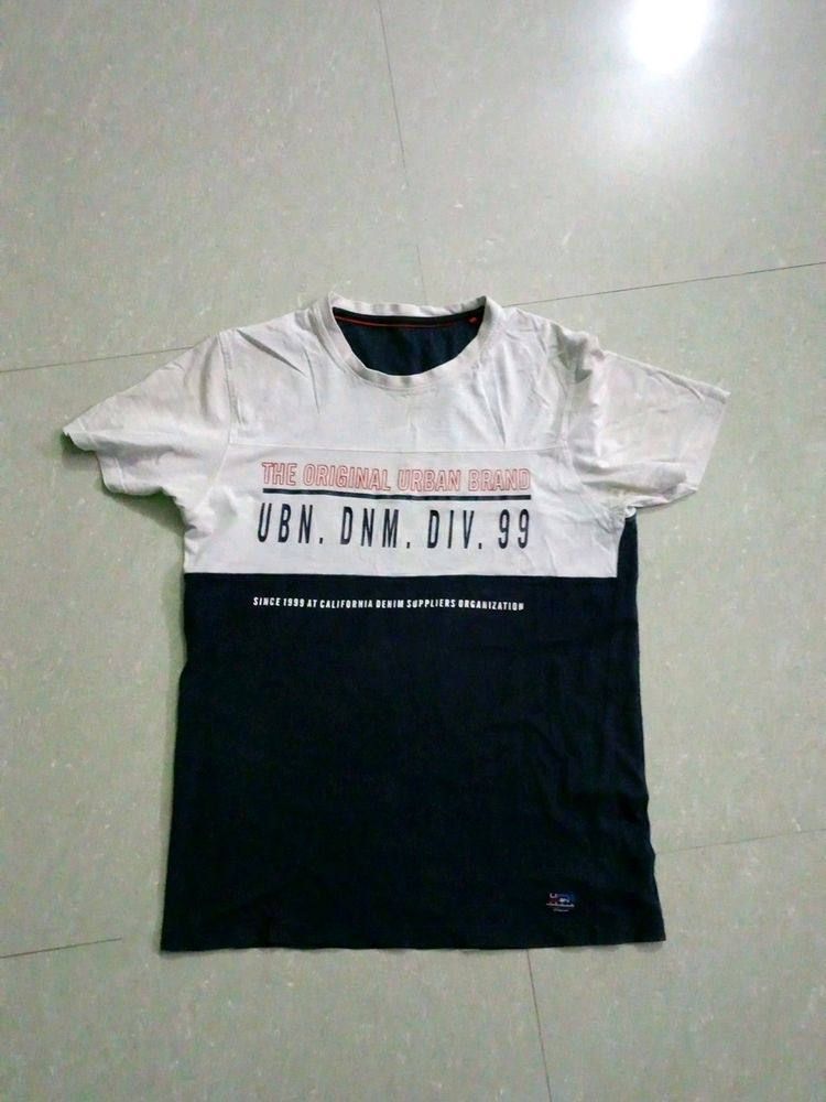 URBAN COMPANY TEE SHIRT