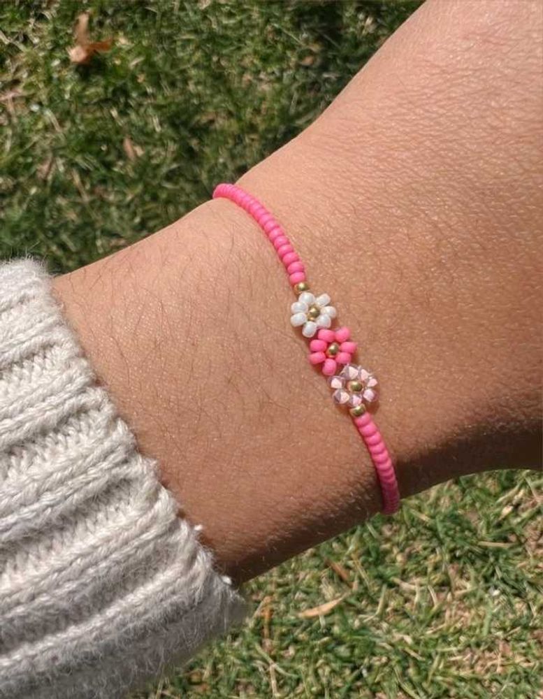 Beaded Bracelet🌸💮🌼