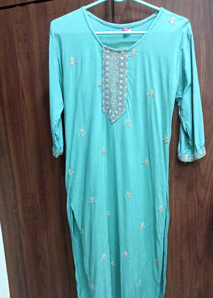 Elegant Embroidered Kurta
