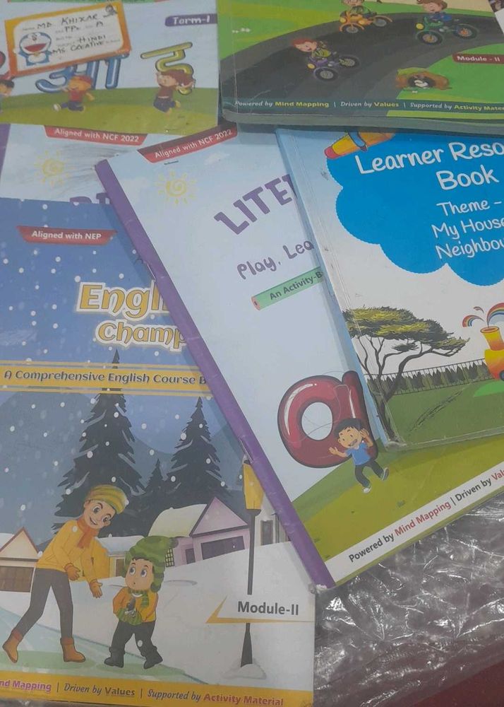 Kids&#39; Educational Books Bundle