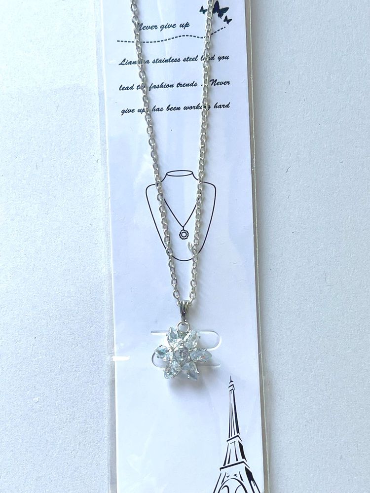 Pretty Chain Necklace