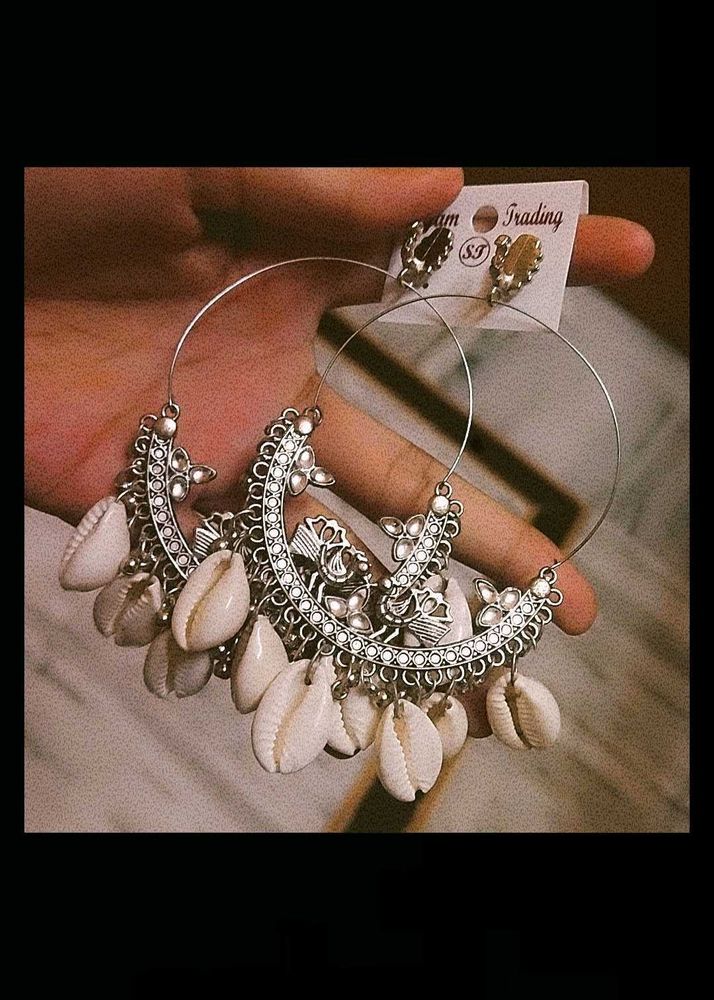 Seashell Hoop Earrings