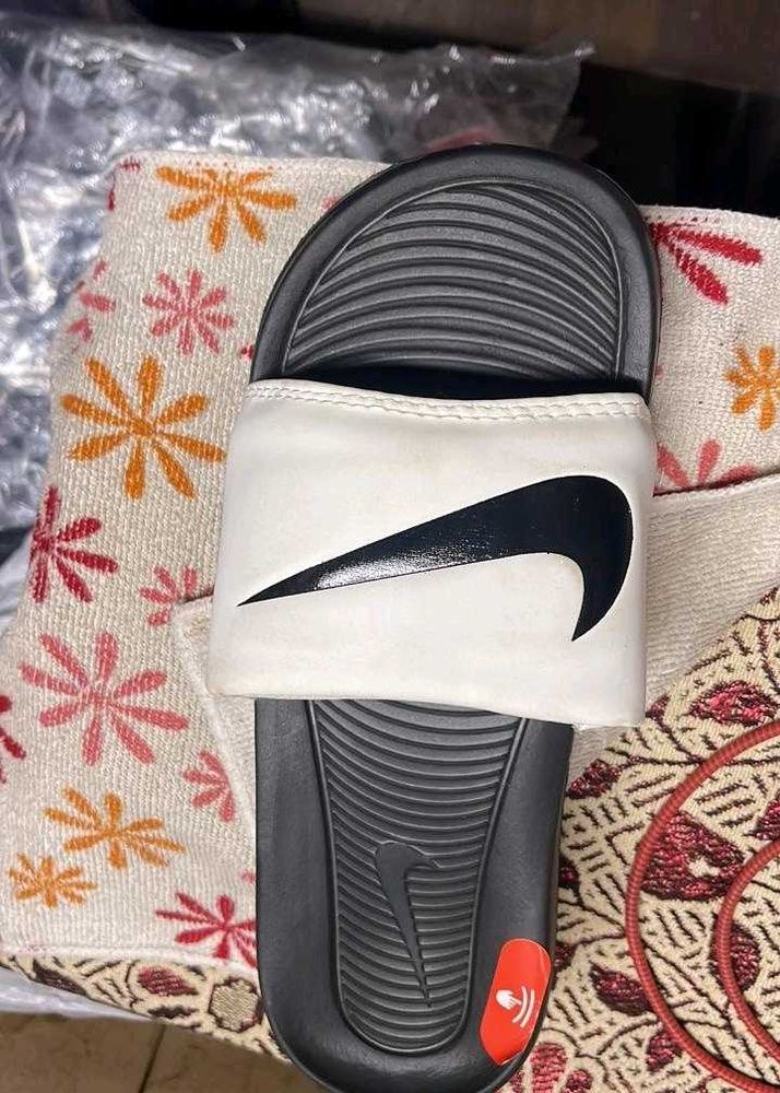 Original Nike Slippers