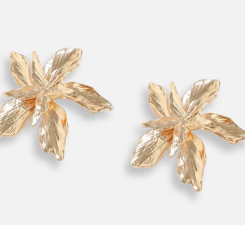 Gold Flower Earrings