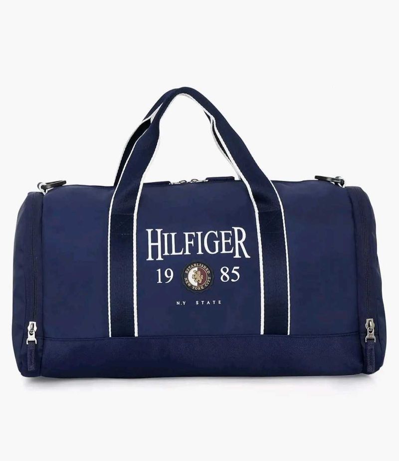 Tommy Hilfiger Callan Men Polyester Gym Bag.