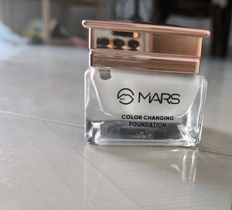 MARS Colour Changing Foundation