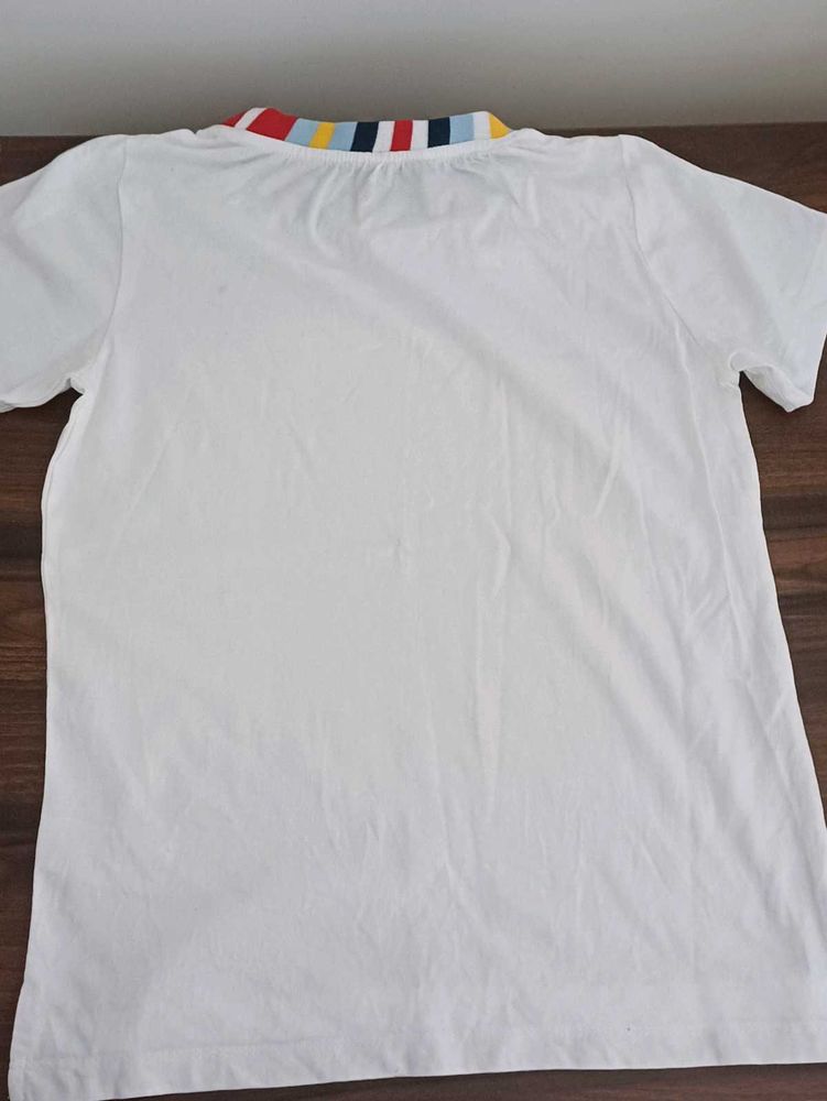 White T-shirt
