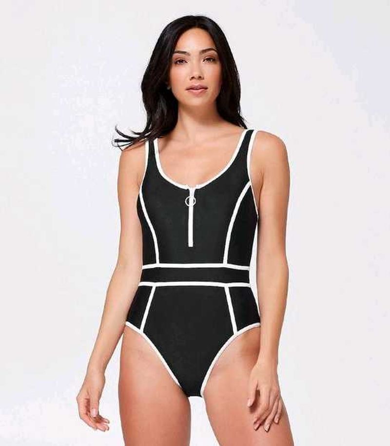 Basic Swimsuit With Chain In Front