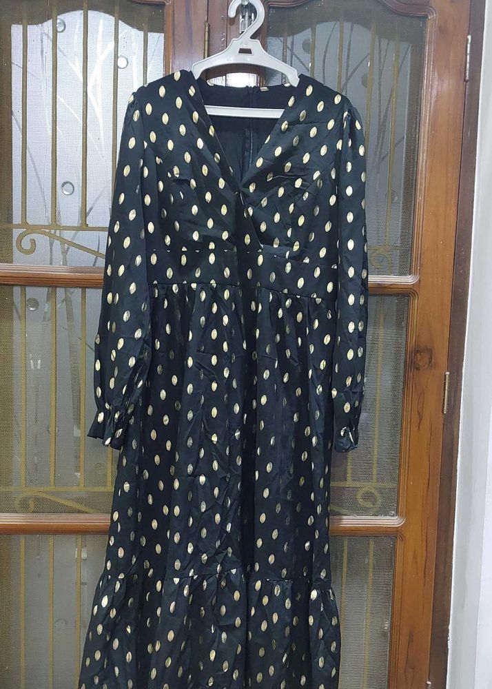 Black Urbanic GOWN👗