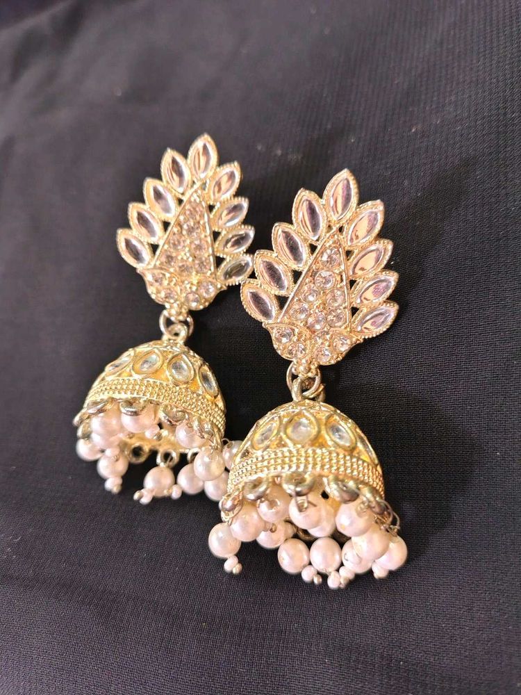 Aesthetic Jhumkas