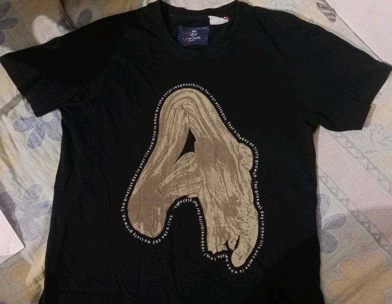 Graphic Print Black T-Shirt