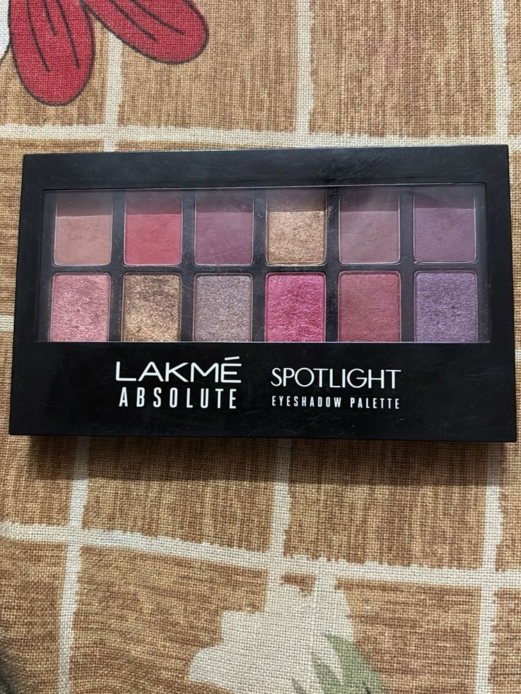 Lakme Eyeshadow Pallet