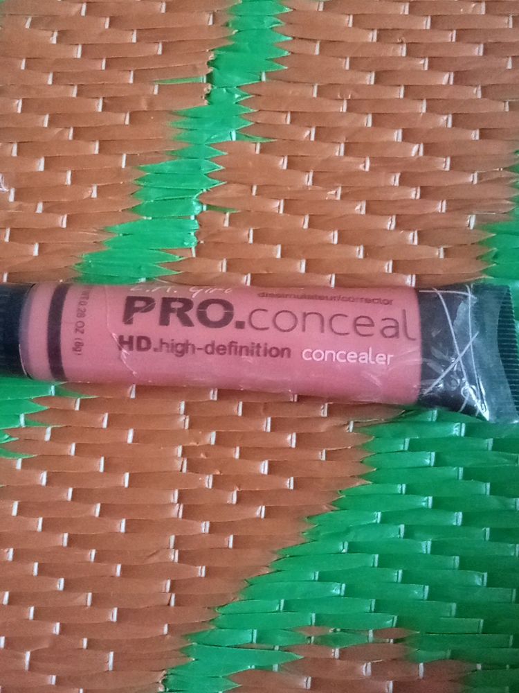 PRO conceal HD Concealer