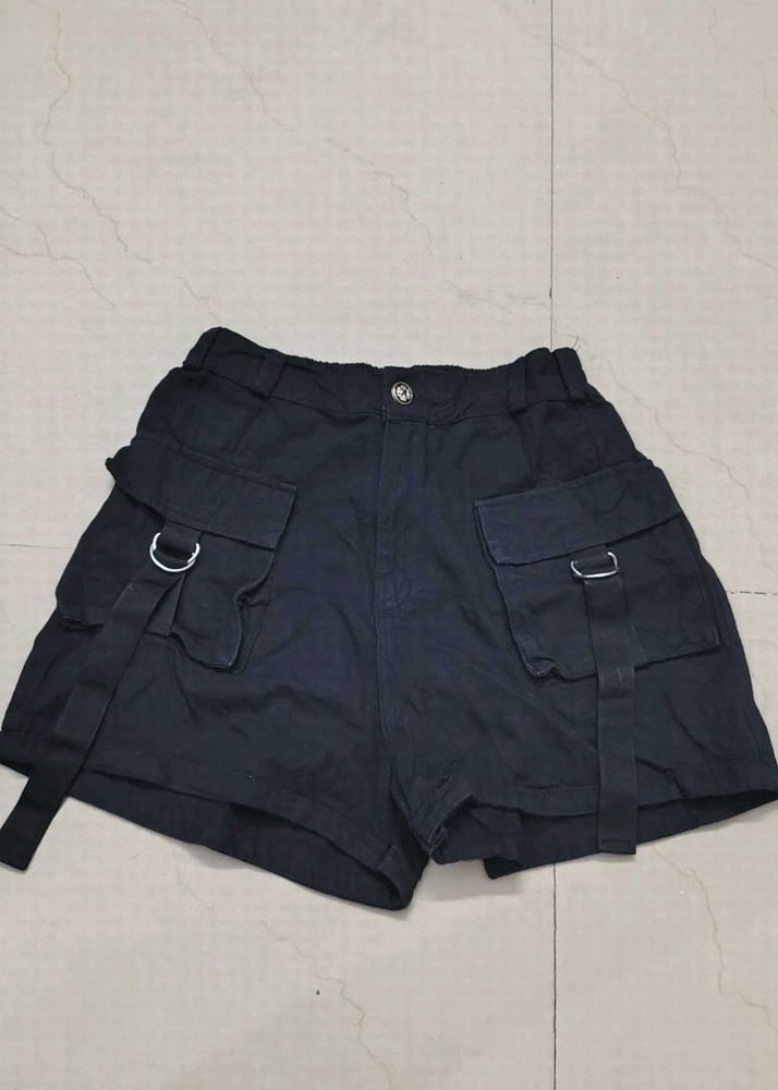 Black Cargo Shorts with Straps And Free Lipstik