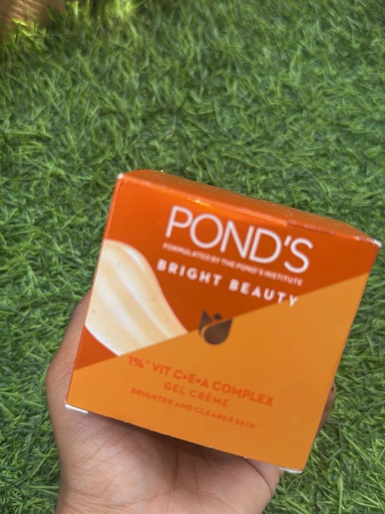 Pond's Bright Beauty Gel Creme
