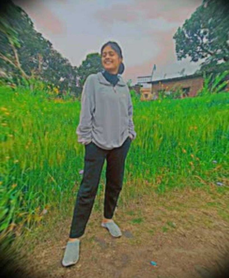 Casual Outfit: hoodie and a black v neck sweater