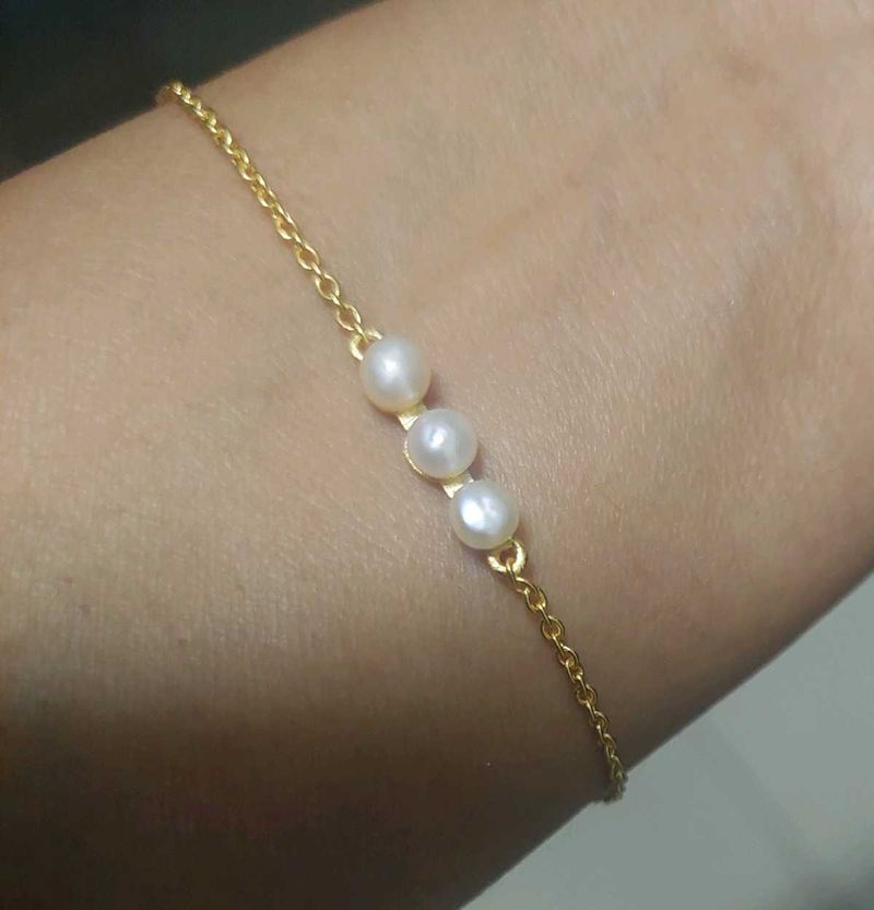 Pure silver with 18kt gold plated Pearl Bracelet