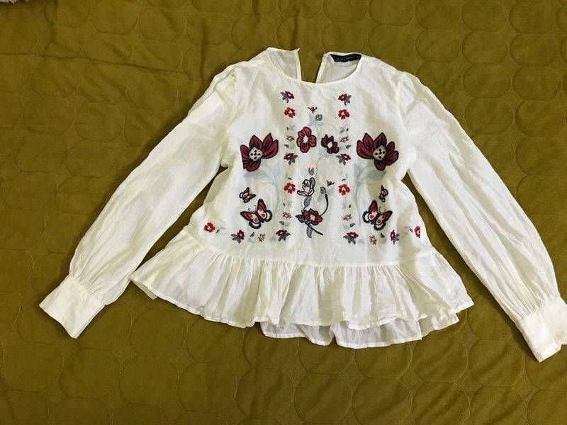Zara Woman Cute Top Bust 34
