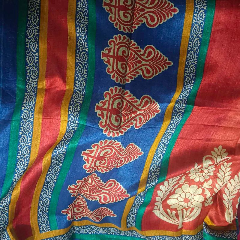 New❤️💙 Unused Saree With Blouse Material