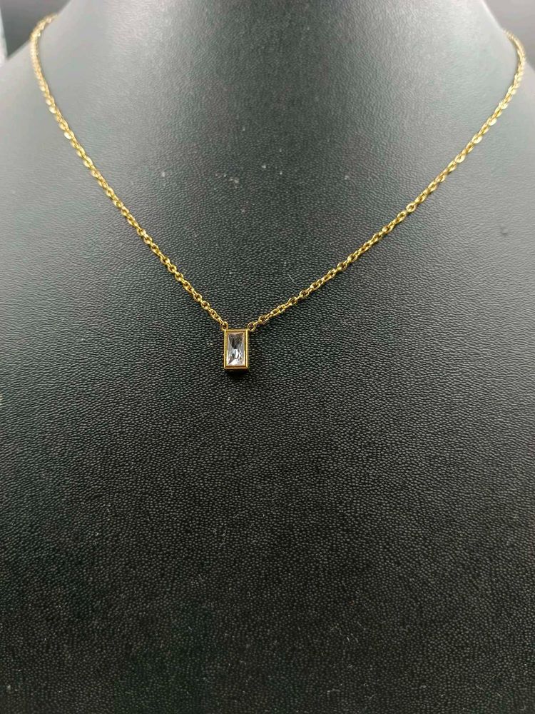 Gold Necklace with Rectangular Pendant