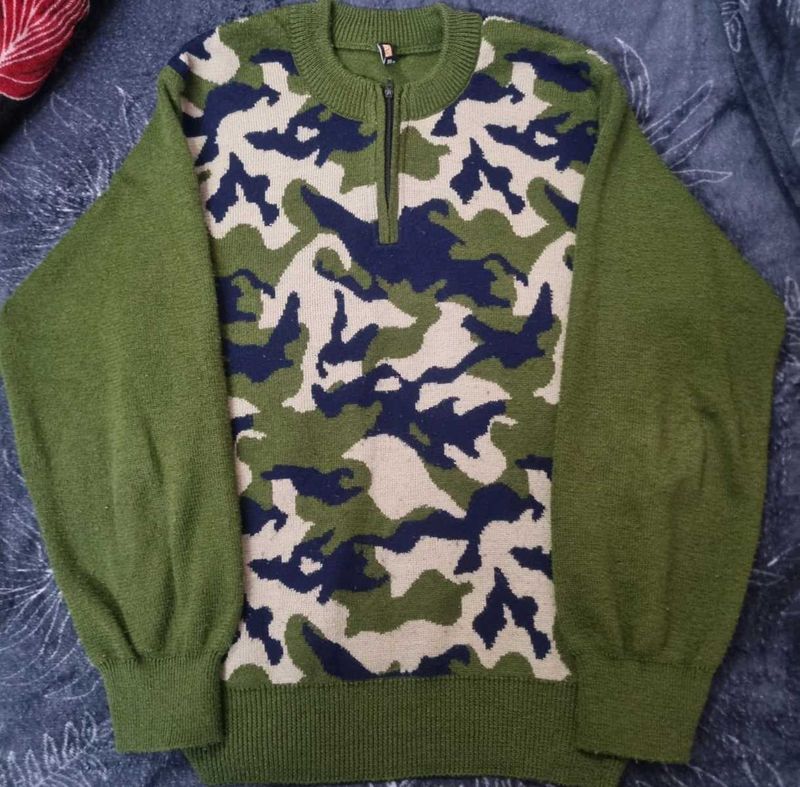 Camo Print Pullover Sweater