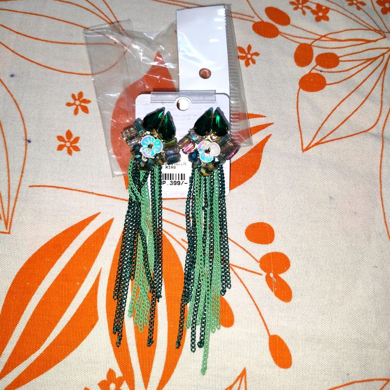 Traditional Design Stylish Earing