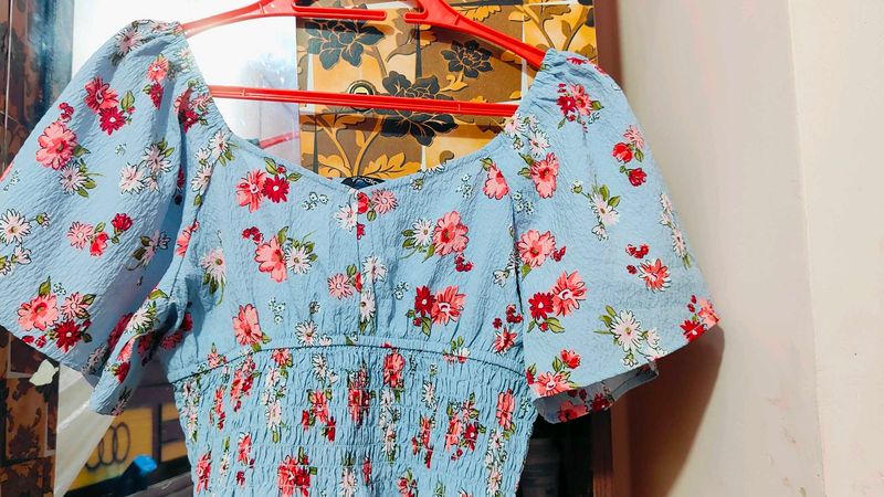 Floral Smocked Crop Top