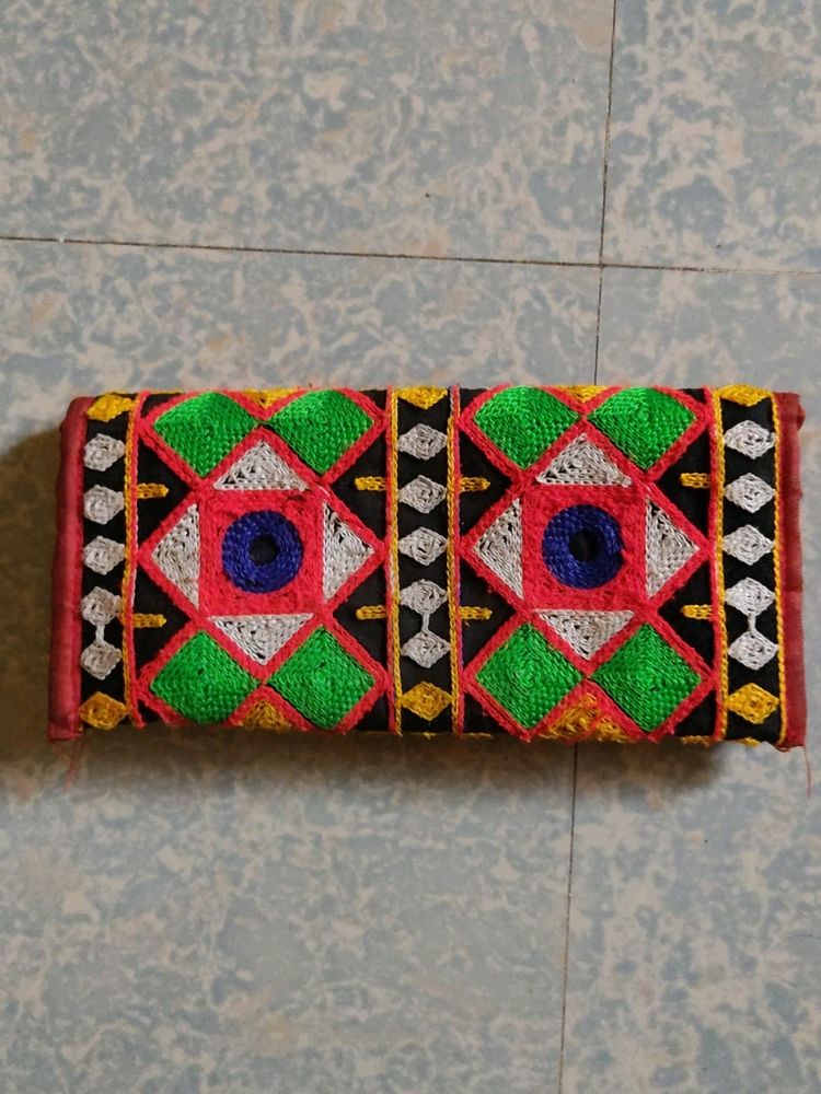 Traditional Volet For Match Ur Clothes