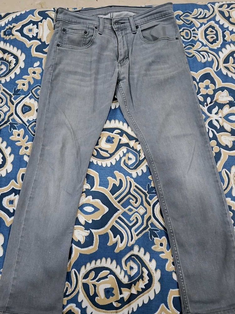 Levi&#39;s Grey Original Jeans Next To New