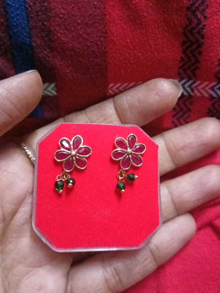 Earing Red Dimond