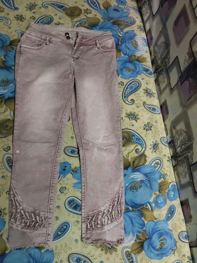 I&#39;m Selling This Women&#39;s Jeans