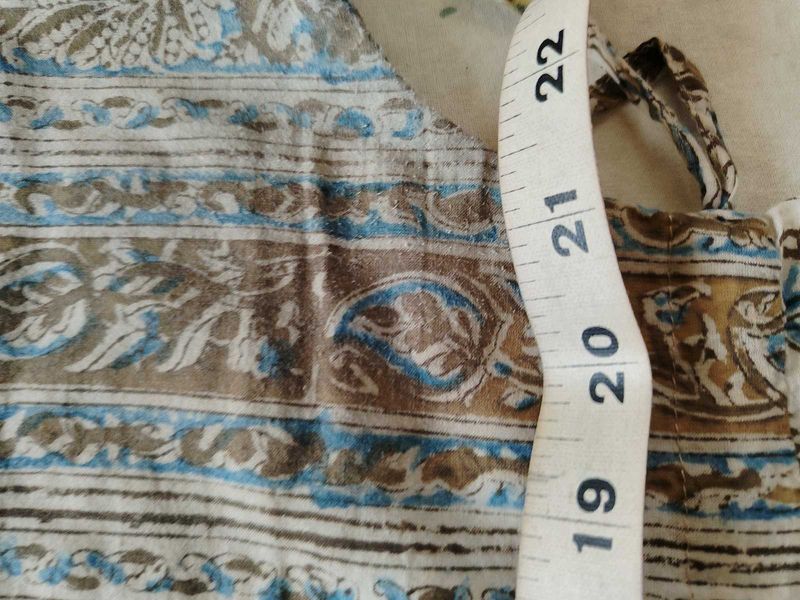 Fabindia Ladies Cotton Short Kurti