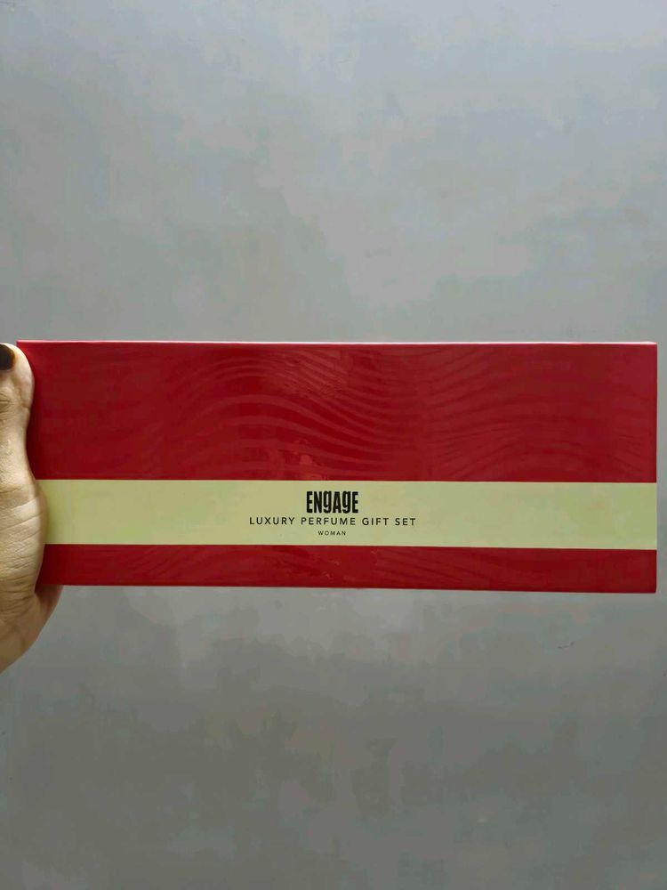 Engage Perfume Gift Set
