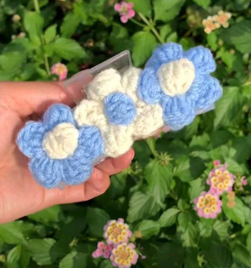 Crochet Flower Claw Clip