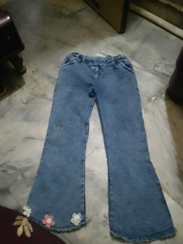 Cute Girls' Flare Jeans top