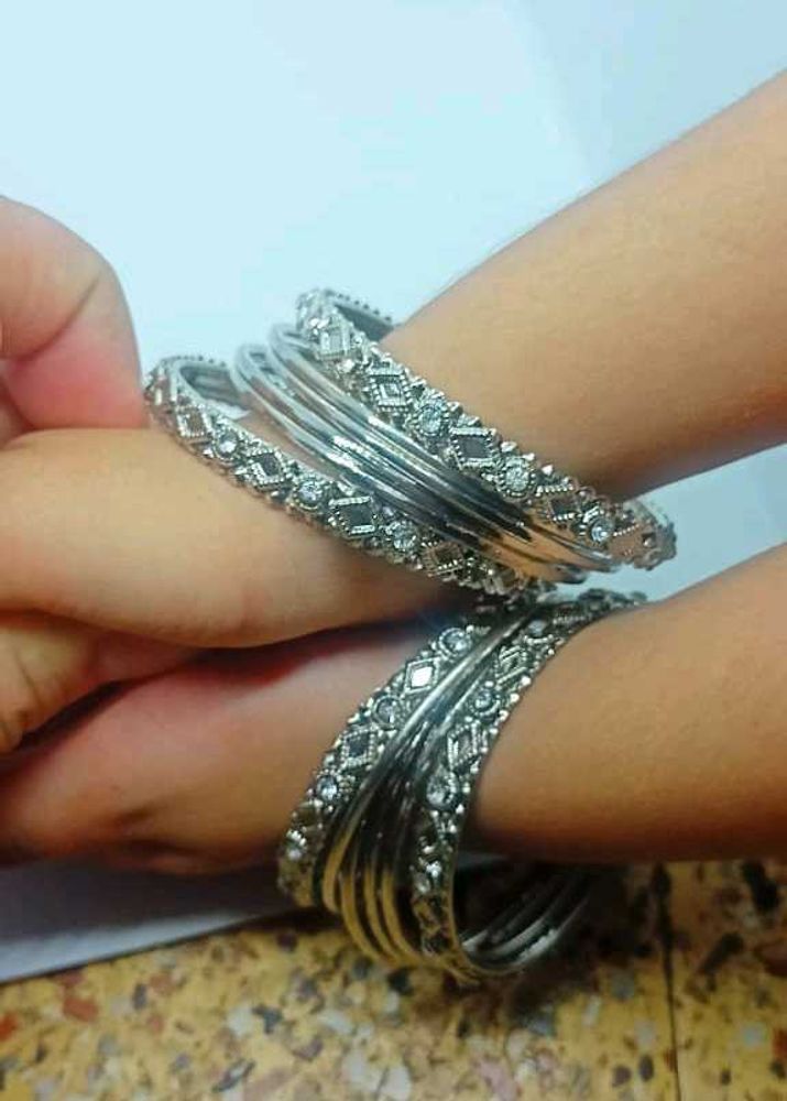 30 Rs Off Brand New Kids Bangles