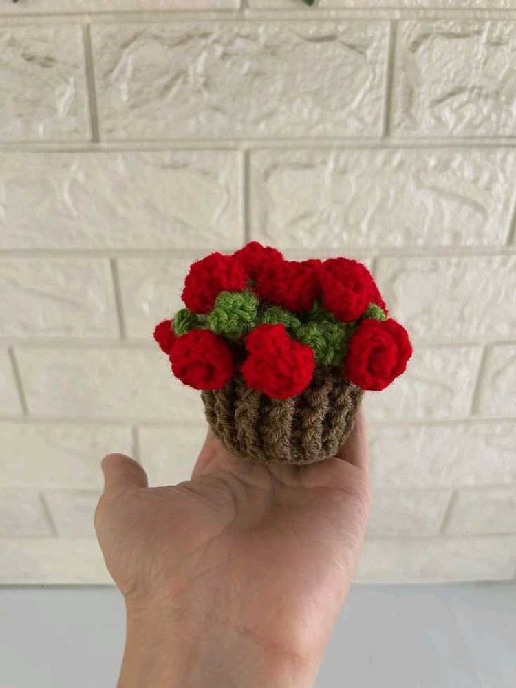 Crochet Rose Basket