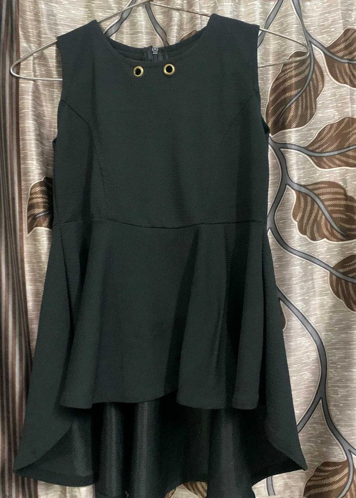 Sleeveless Peplum Top