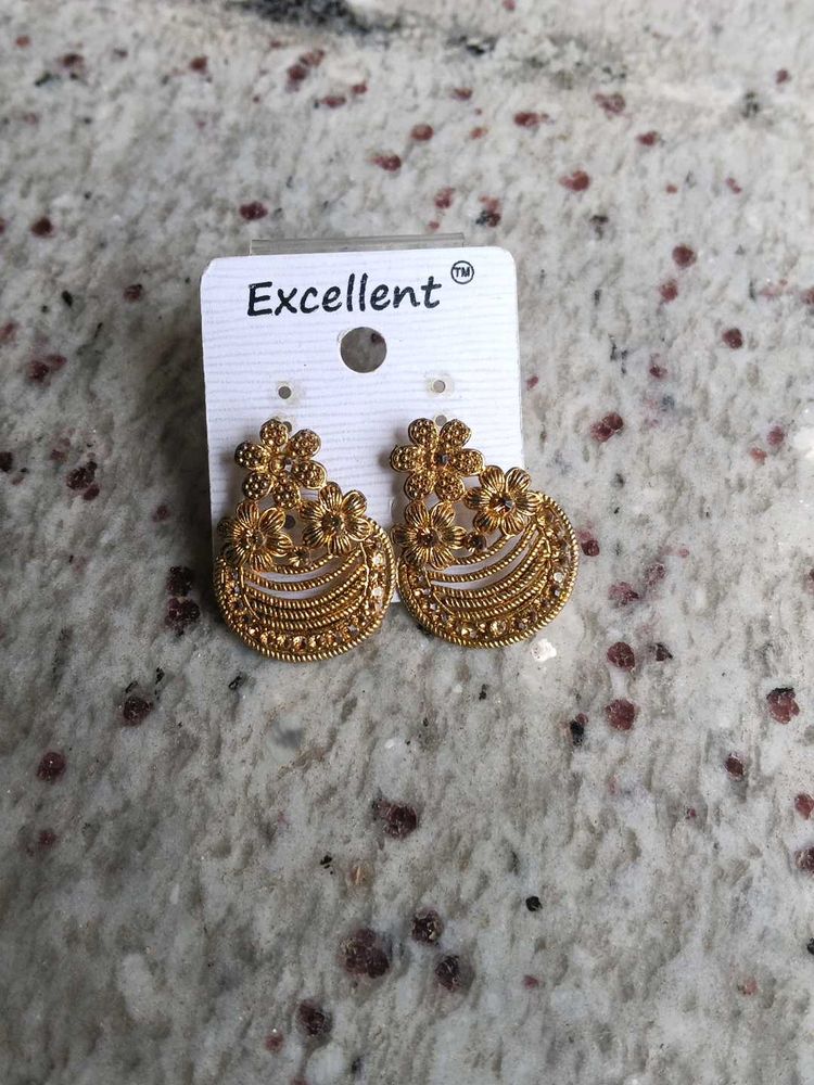 Elegant Gold-Tone Drop Earrings